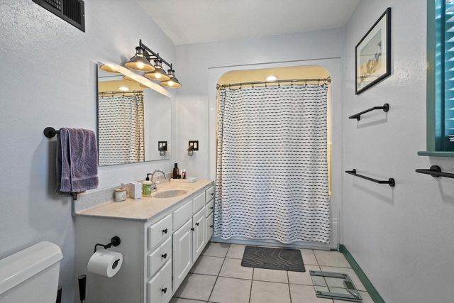 338 STATE STREET, Marinette, WI 54143