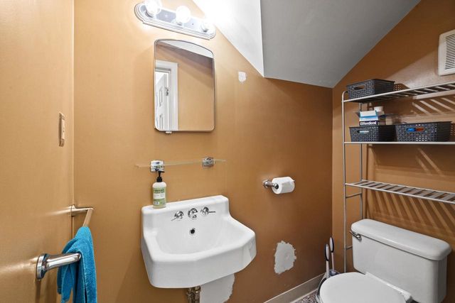 338 STATE STREET, Marinette, WI 54143