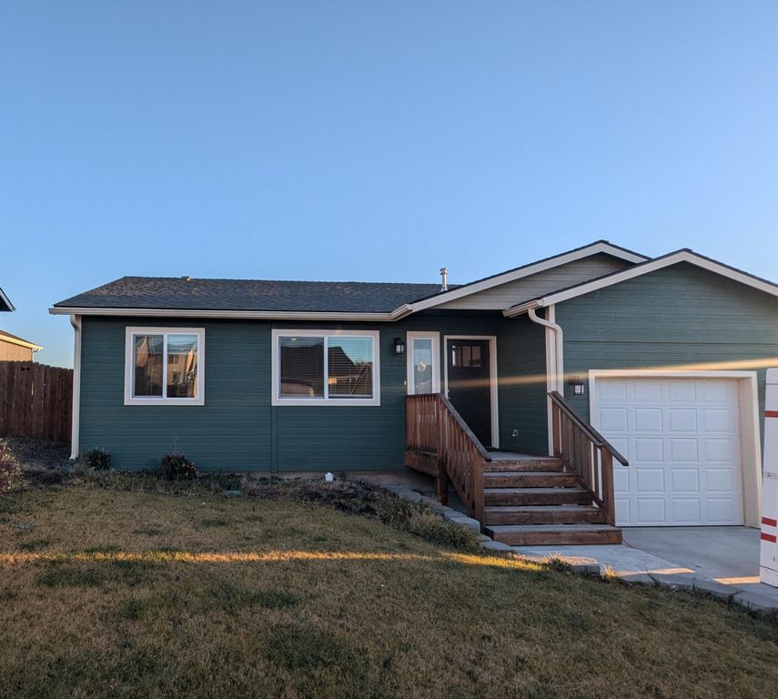 5122 Aster Lane, Klamath Falls, OR 97601