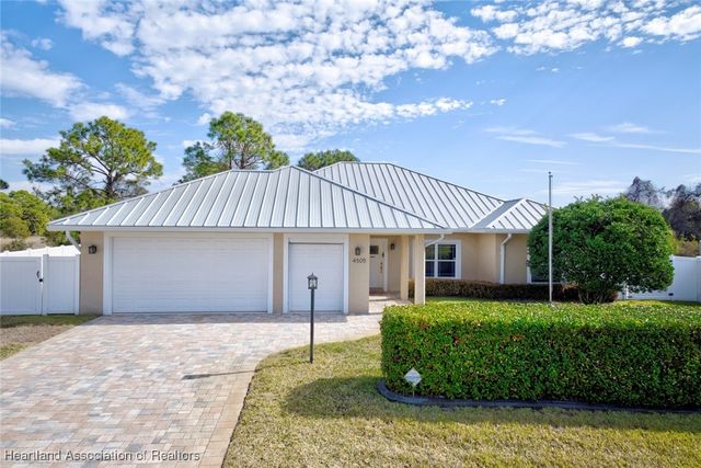 4505 Caloosa Court, Sebring, FL 33875
