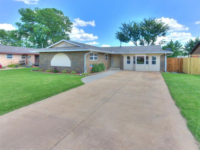 212 Gath Drive, Tuttle, OK 73089