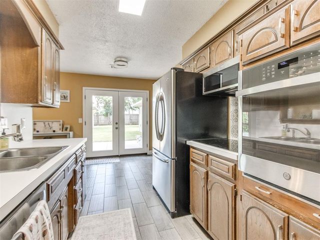 212 Gath Drive, Tuttle, OK 73089