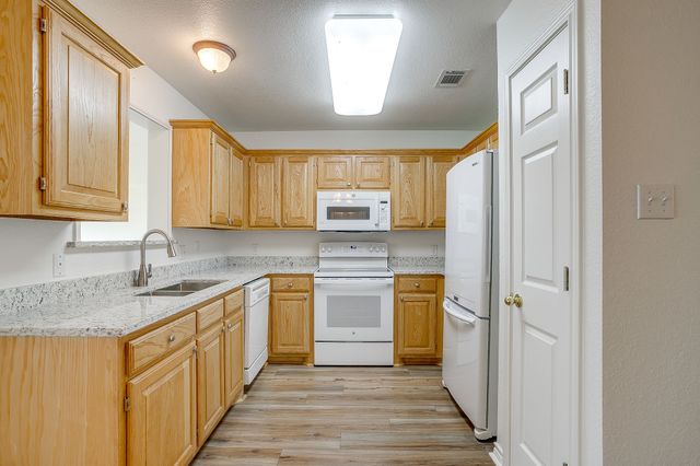 1451 Lakeside Trail, Whitney, TX 76692