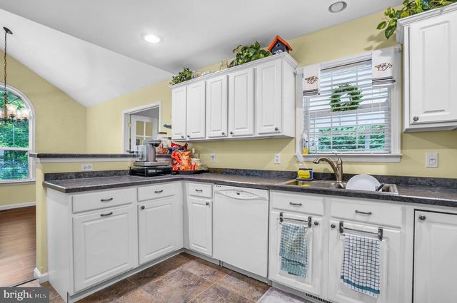 37323 DAVEY JONES BLVD, Greenbackville, VA 23356