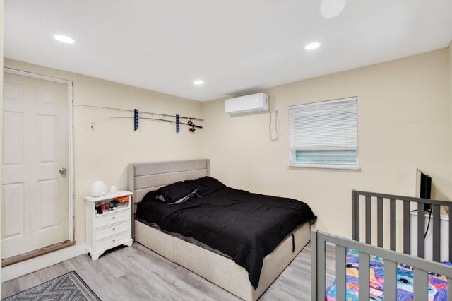 1071 Peak Road, Lake Worth, FL 33462