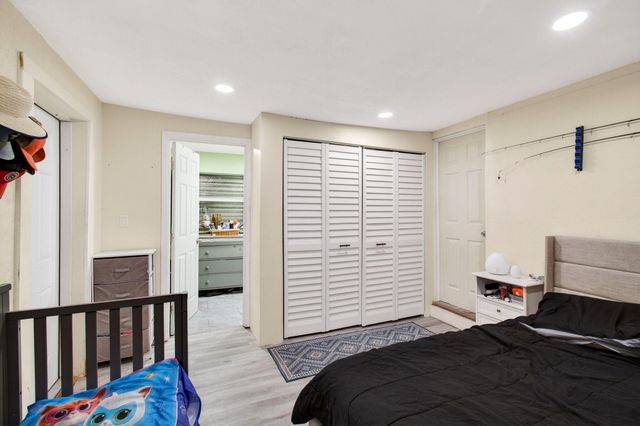 1071 Peak Road, Lake Worth, FL 33462