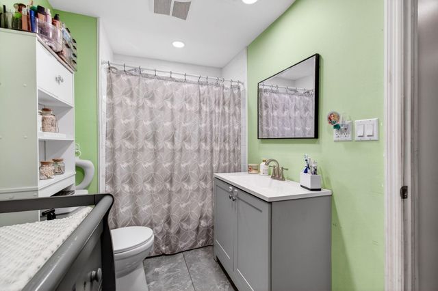 1071 Peak Road, Lake Worth, FL 33462