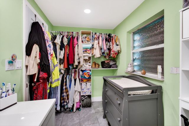 1071 Peak Road, Lake Worth, FL 33462