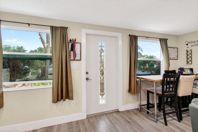 1071 Peak Road, Lake Worth, FL 33462