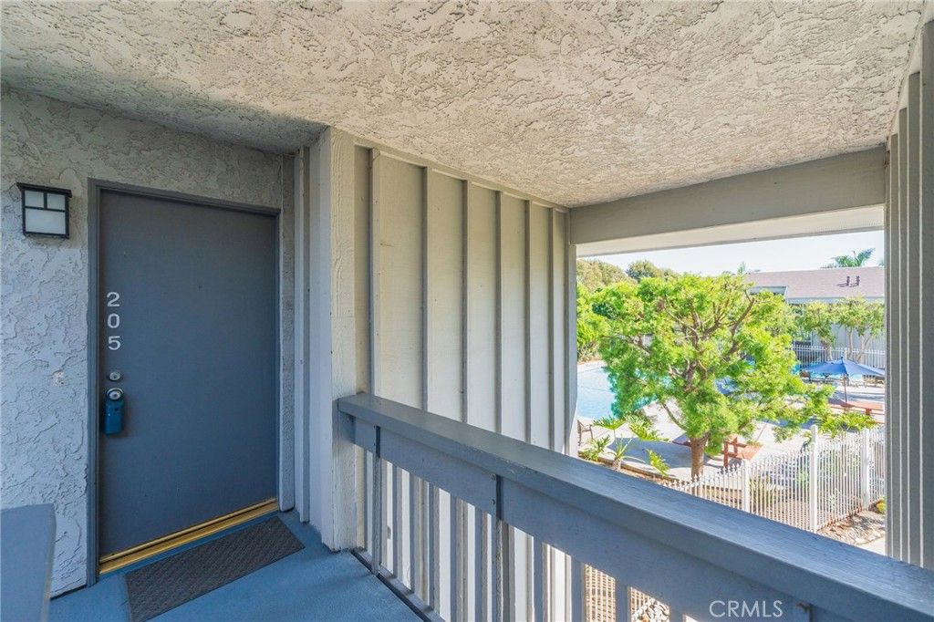 16872 Pacific Coast Highway 205, Huntington Beach, CA 92649 — exterior