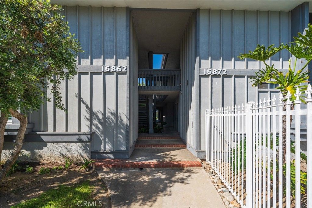 16872 Pacific Coast Highway 205, Huntington Beach, CA 92649 — photo 4