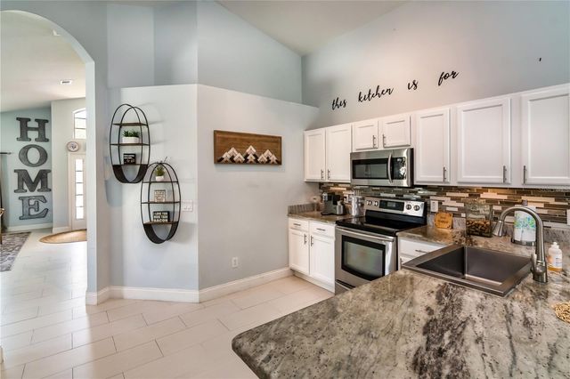 413 PALOMA DRIVE, Davenport, FL 33837