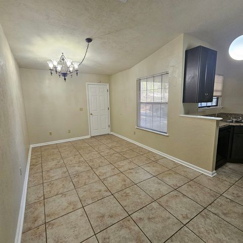 261 Starmount Drive, Tallahassee, FL 32303