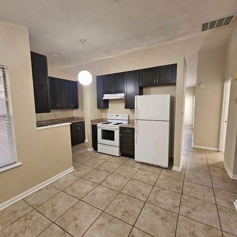 261 Starmount Drive, Tallahassee, FL 32303