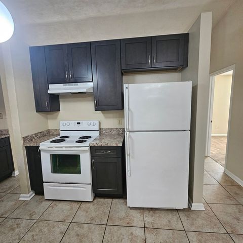 261 Starmount Drive, Tallahassee, FL 32303