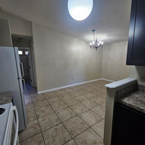 261 Starmount Drive, Tallahassee, FL 32303