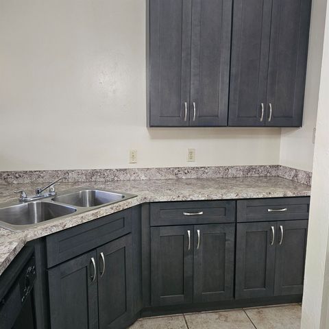 261 Starmount Drive, Tallahassee, FL 32303