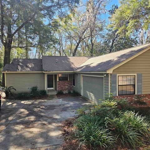 261 Starmount Drive, Tallahassee, FL 32303