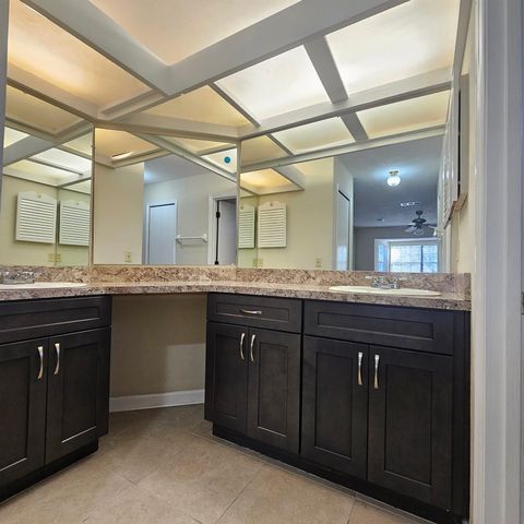 261 Starmount Drive, Tallahassee, FL 32303