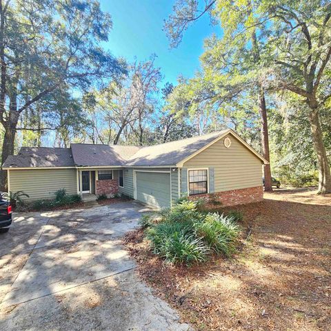 261 Starmount Drive, Tallahassee, FL 32303