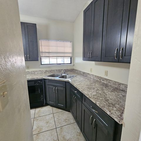 261 Starmount Drive, Tallahassee, FL 32303