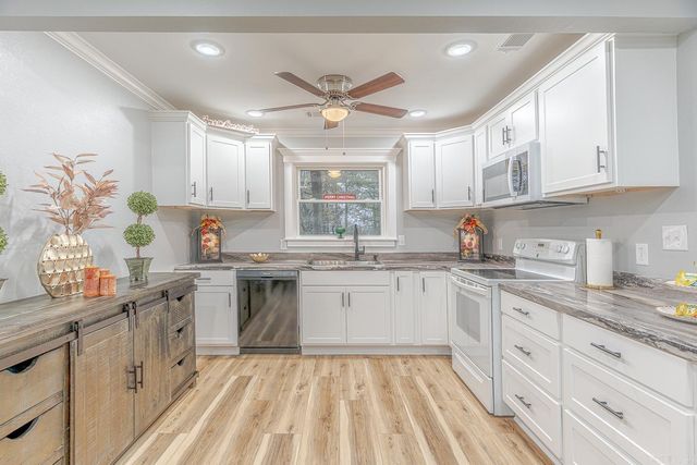 207 Perch Avenue, Harrisburg, AR 72432