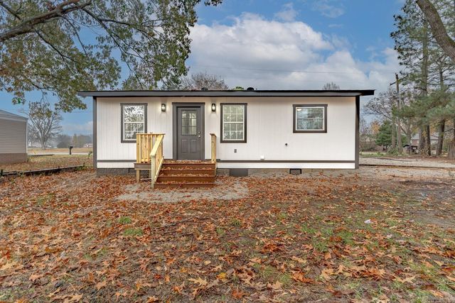 207 Perch Avenue, Harrisburg, AR 72432