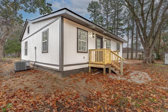 207 Perch Avenue, Harrisburg, AR 72432