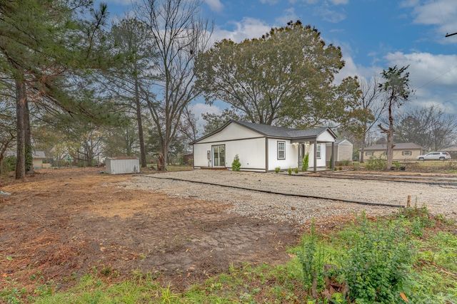 207 Perch Avenue, Harrisburg, AR 72432