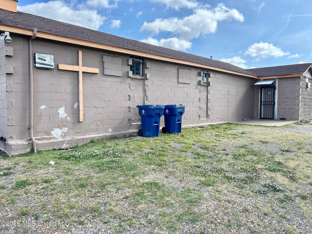 5530 Sanders Road, Walls, MS 38680 — photo 3