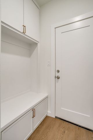 208 N Mountain Ridge, Cresson, TX 76035