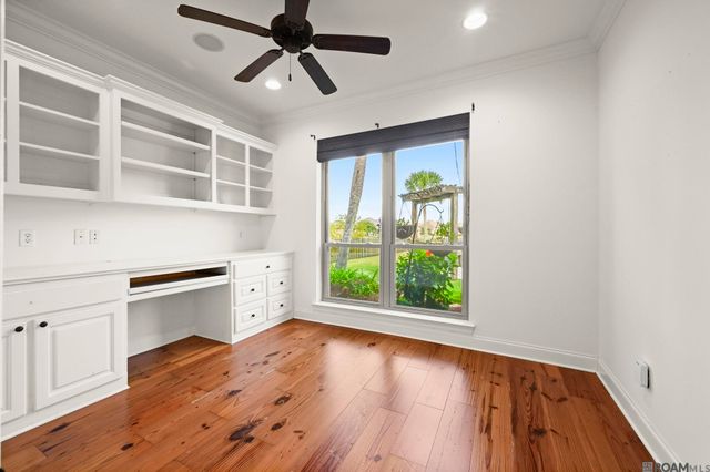 6176 Royal Dunes Dr, Gonzales, LA 70737