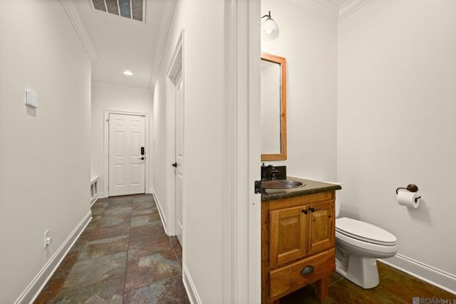 6176 Royal Dunes Dr, Gonzales, LA 70737