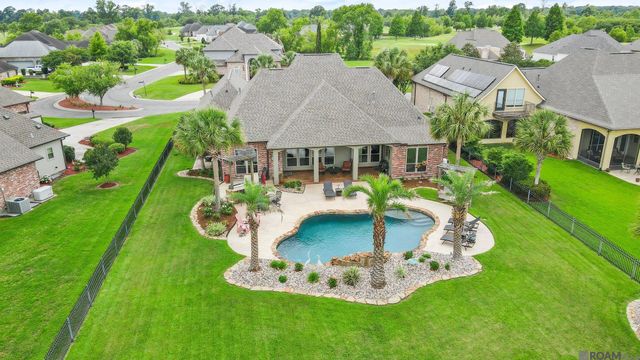 6176 Royal Dunes Dr, Gonzales, LA 70737