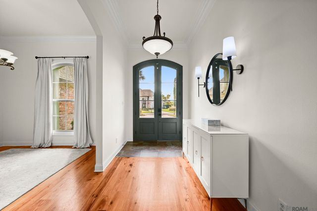 6176 Royal Dunes Dr, Gonzales, LA 70737