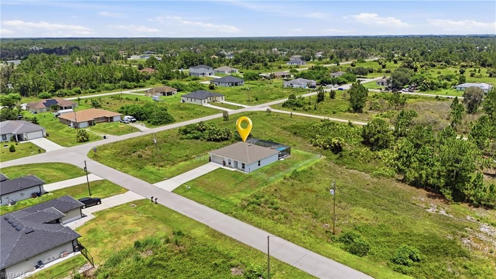 811 Coffield AVE, LEHIGH ACRES, FL 33974 — photo 3