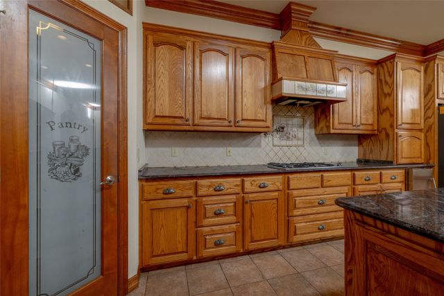 1226 Forest Park Drive, Weatherford, TX 76087