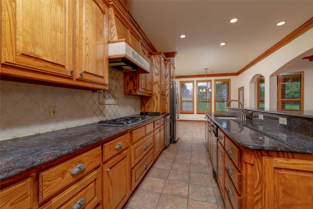 1226 Forest Park Drive, Weatherford, TX 76087