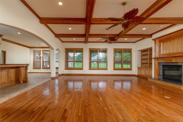 1226 Forest Park Drive, Weatherford, TX 76087