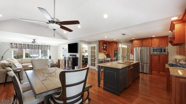 756 Kimball Ave, Westfield Town, NJ 07090