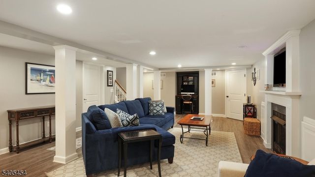 756 Kimball Ave, Westfield Town, NJ 07090