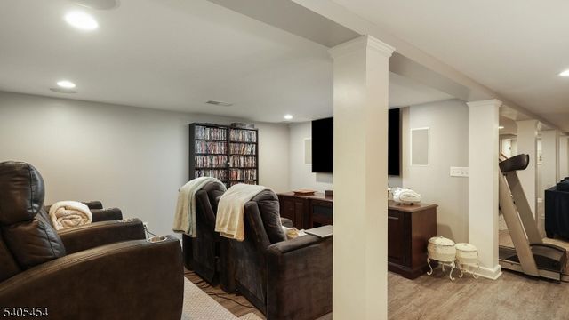 756 Kimball Ave, Westfield Town, NJ 07090