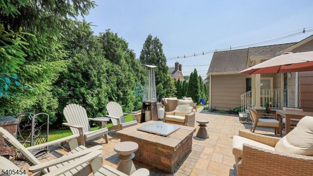 756 Kimball Ave, Westfield Town, NJ 07090