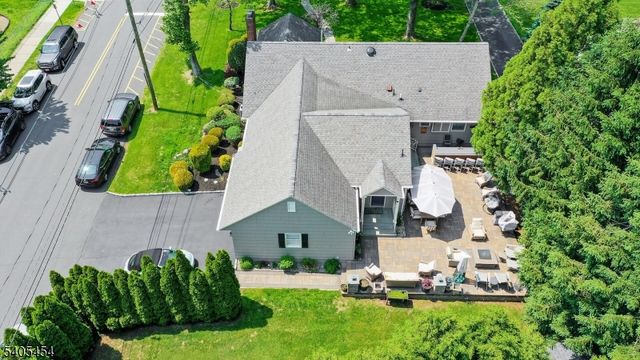 756 Kimball Ave, Westfield Town, NJ 07090