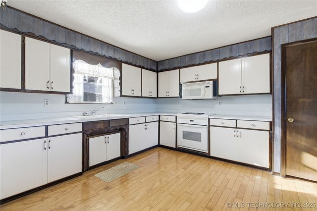 96269 S 4550 Road, Vian, OK 74962