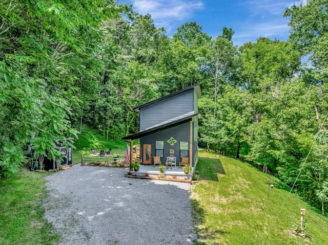 726 Morgan Ave, Woodbury, TN 37190