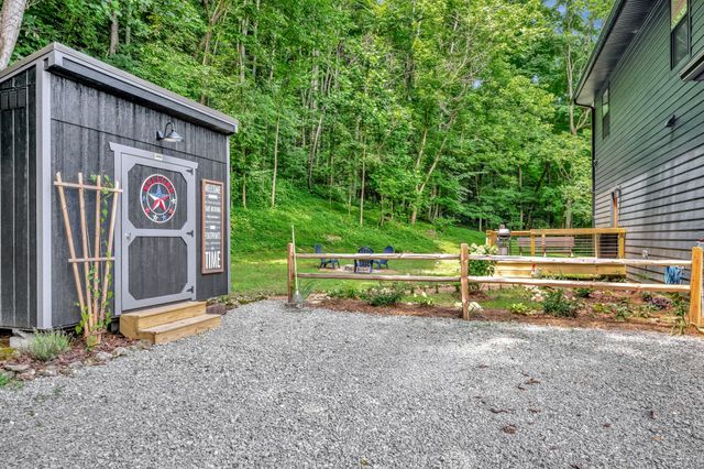 726 Morgan Ave, Woodbury, TN 37190