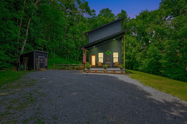 726 Morgan Ave, Woodbury, TN 37190