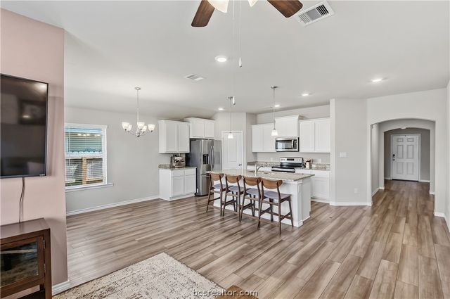 2024 Chief Street, Bryan, TX 77807