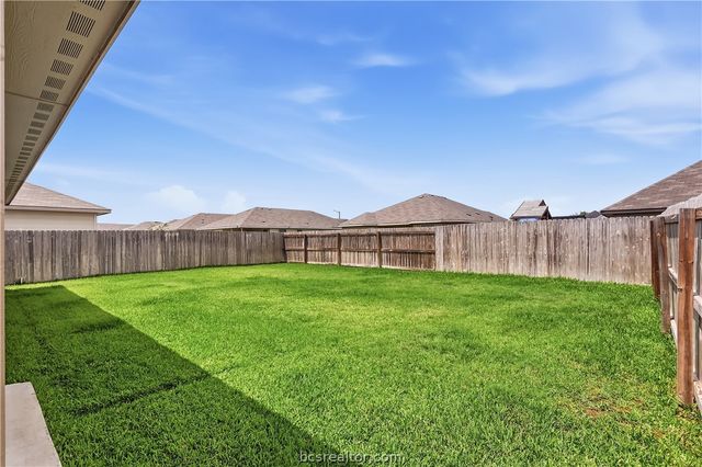 2024 Chief Street, Bryan, TX 77807
